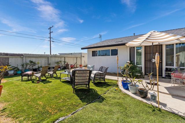 4440 42 Clairemont Dr, San Diego CA: https://media.crmls.org/mediaz/9b17524b-addd-47ce-9da7-fa42dcb6830d.jpg
