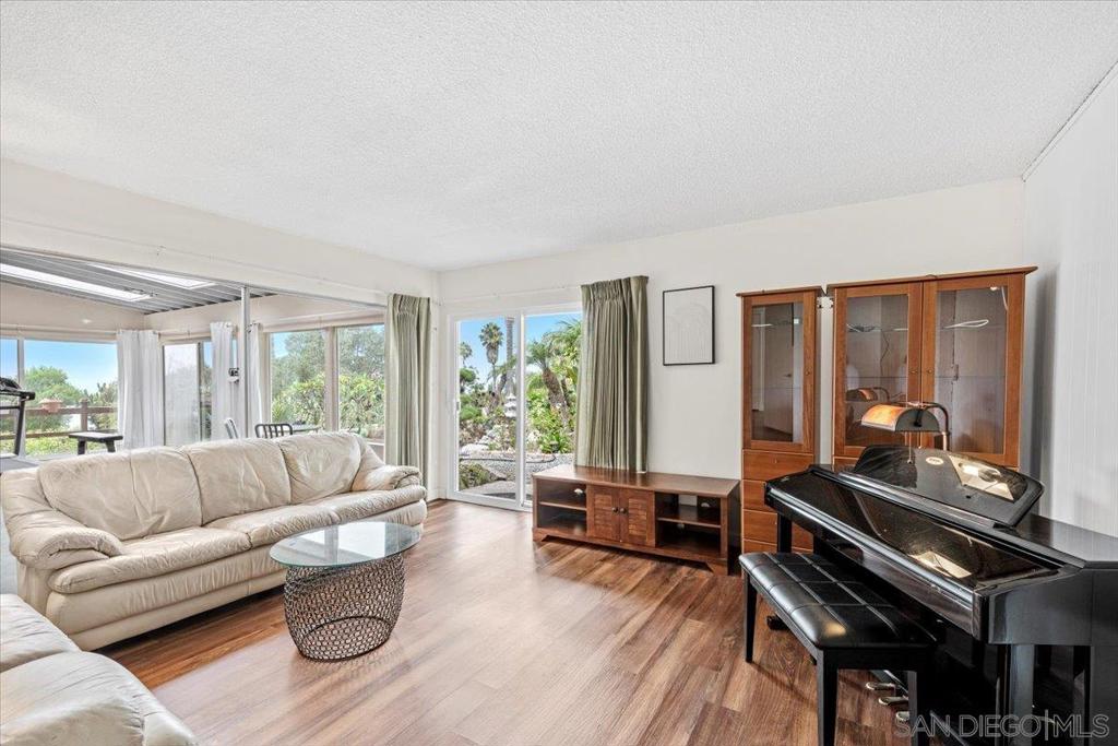 MLS #250041123SD image #18