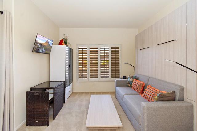 37948 Breeze Way, Palm Desert CA: https://media.crmls.org/mediaz/9b18c5bf-2a61-4304-96df-2649749af5d2.jpg