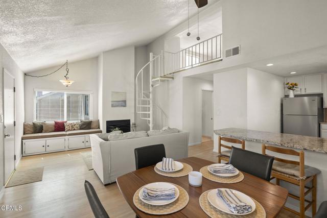 Detail Gallery Image 12 of 44 For 5125 Wooley Rd #5,  Oxnard,  CA 93035 - 2 Beds | 2 Baths