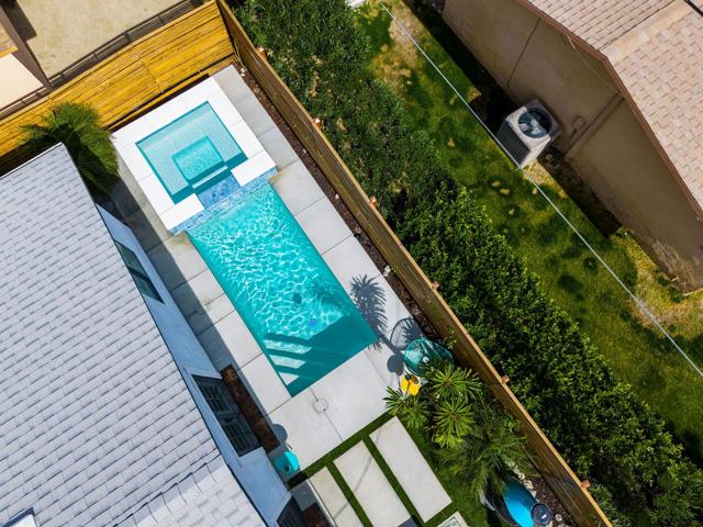 53640 Avenida Rubio, La Quinta CA: https://media.crmls.org/mediaz/9b18d4ac-1a48-4db4-9cca-80905e5f2161.jpg