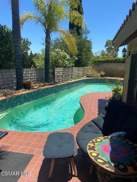 2141 Basswood Court, Westlake Village CA: https://media.crmls.org/mediaz/9b1908eb-e885-4000-b1db-d596d9adde1c.jpg