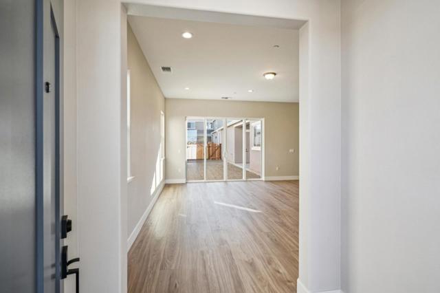 3068 El Capitan Drive, Marina CA: https://media.crmls.org/mediaz/9b1a28e8-17f9-4ad7-9f30-a882ba7d580a.jpg