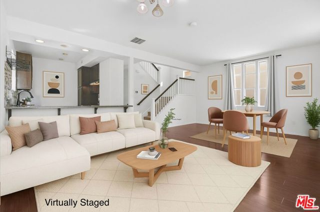 2279 Santa Ana Boulevard, Los Angeles CA: https://media.crmls.org/mediaz/9b1a568f-5124-44e7-a97e-3de003d17477.jpg