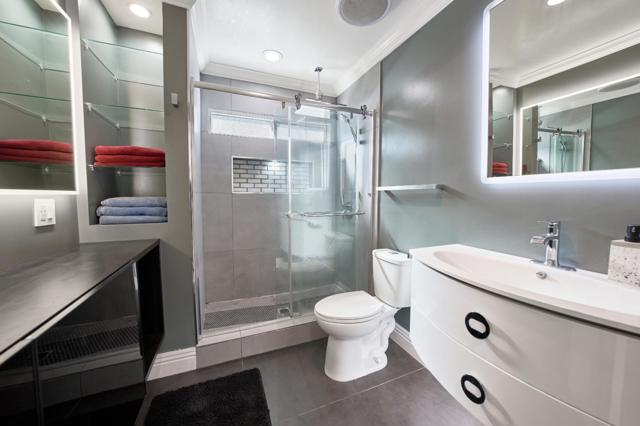 1344 99th Avenue, Oakland CA: https://media.crmls.org/mediaz/9b1a5ccb-ae85-4fb5-955e-769575fecbfa.jpg