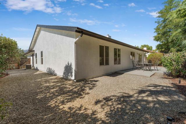 321 Pepper Dr., Tehachapi CA: https://media.crmls.org/mediaz/9b1bddfd-6c80-4450-9efb-fad784aef757.jpg