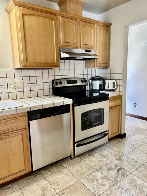 2071 Sunset View Place, San Jose CA: https://media.crmls.org/mediaz/9b1c0d6e-2cf1-4fa5-9cf6-929a576b6008.jpg