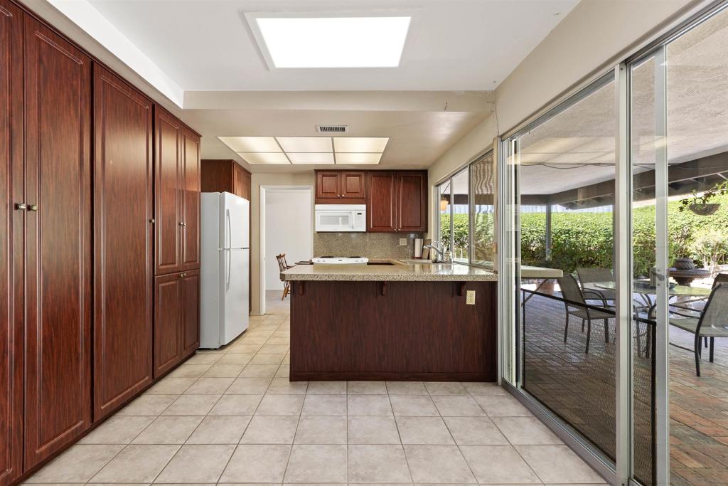 16174 Mesto Drive - photo 4