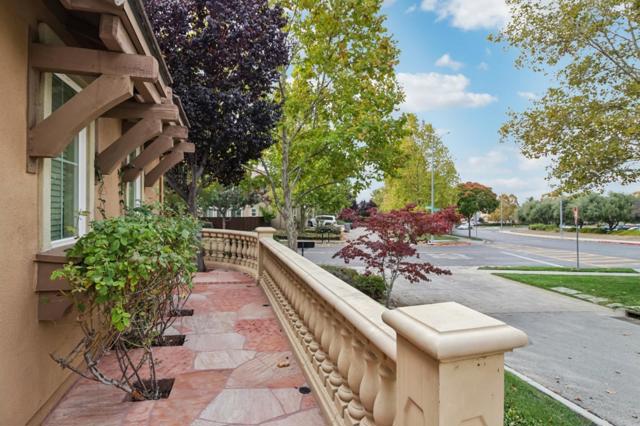 3823 Mosher Drive, San Jose CA: https://media.crmls.org/mediaz/9b1c73ff-ada1-41a7-8d13-8604d069b06a.jpg