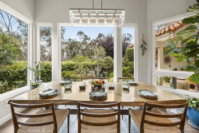 2708 Grove Ave, Carlsbad CA: https://media.crmls.org/mediaz/9b1c77d5-aa7d-4b88-bb15-2964ceff2e91.jpg