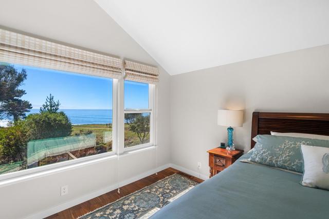 436 Camino Al Mar, La Selva Beach CA: https://media.crmls.org/mediaz/9b1d0476-8087-49e1-8075-1839c8b55c83.jpg