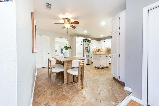 Image 12 of 56 For 4732 Loretta Way