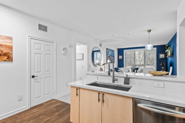 1480 Broadway, San Diego, California 92101, 2 Bedrooms Bedrooms, ,2 BathroomsBathrooms,Condominium,For Sale,Broadway,250029219SD
