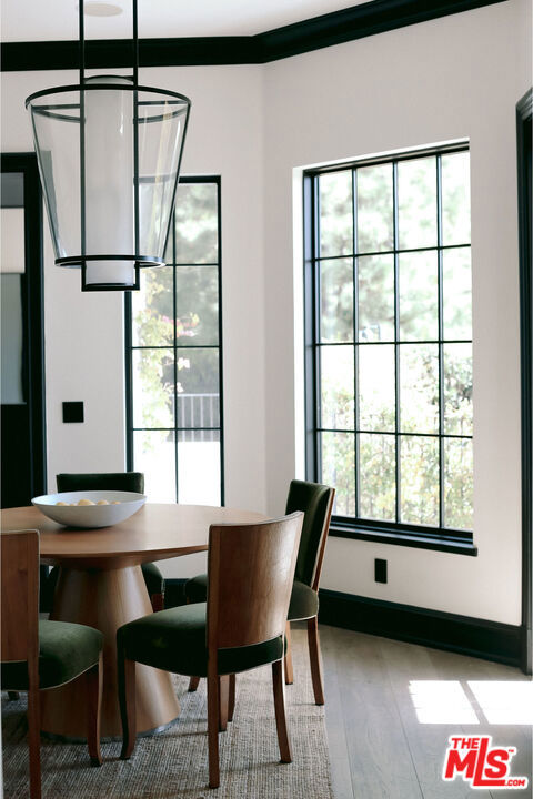 Image 12 of 43 For 888 Toulon Drive