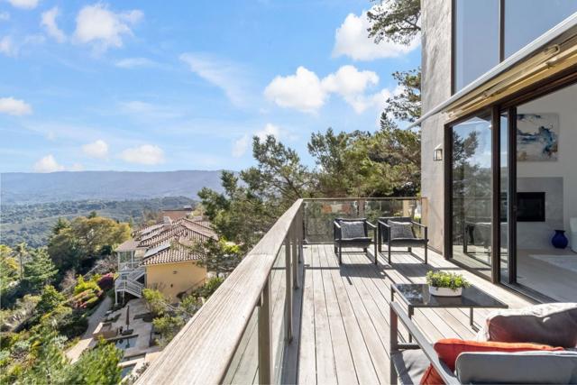 131 Los Vientos Way, San Carlos CA: https://media.crmls.org/mediaz/9b1ecf4b-9180-4a70-8885-5ebc90c249db.jpg