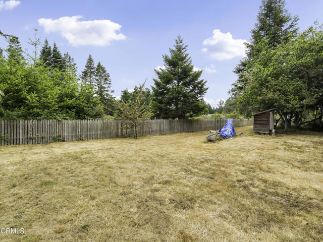 Detail Gallery Image 32 of 39 For 10392 Hills Rd, Mendocino,  CA 95460 - 2 Beds | 1 Baths