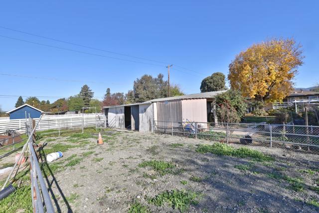 12155 Columbet Avenue, San Martin CA: https://media.crmls.org/mediaz/9b1f35b8-452a-4933-a2f6-bde3f5ad08ef.jpg