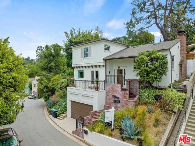 3345 Oak Glen Dr, Los Angeles, CA 90068