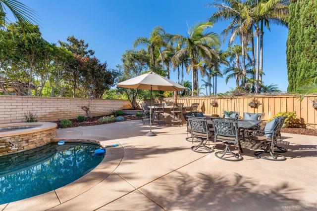 10616 Gingerwood Cove, San Diego CA: https://media.crmls.org/mediaz/9b1f411d-3adc-4383-947a-2e9b46459beb.jpg