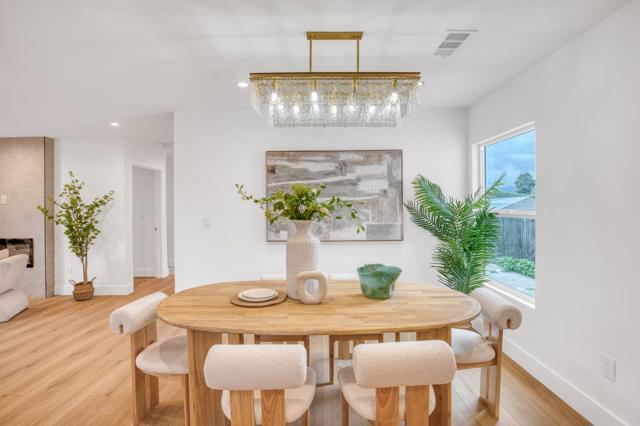 236 Ryder Street, San Mateo CA: https://media.crmls.org/mediaz/9b20d7c3-54fc-40d7-967a-df6c11a5835c.jpg