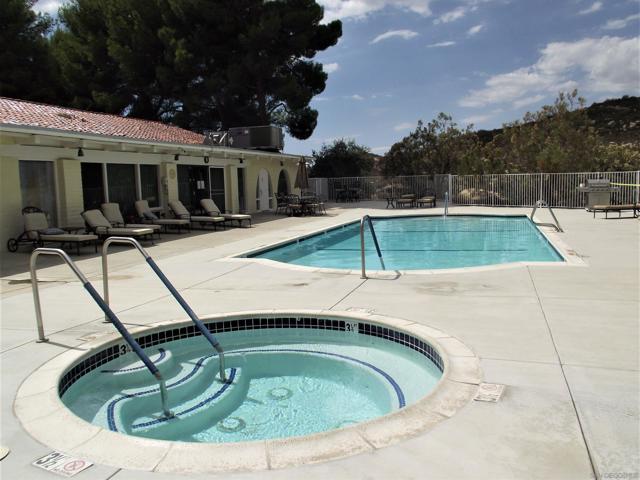 35109 Highway 79, Warner Springs CA: https://media.crmls.org/mediaz/9b20f486-2481-450d-8628-4f0843b07cb0.jpg