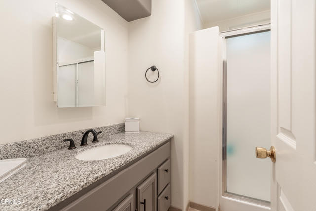 Detail Gallery Image 14 of 28 For 11 Don Antonio Way #11,  Ojai,  CA 93023 - 2 Beds | 2 Baths