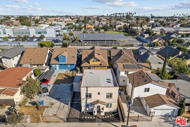 Image 22 of 28 For 4504 Menlo Avenue