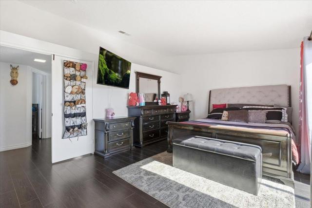 Detail Gallery Image 15 of 33 For 23587 Parkland Ave, Moreno Valley,  CA 92557 - 3 Beds | 2/1 Baths