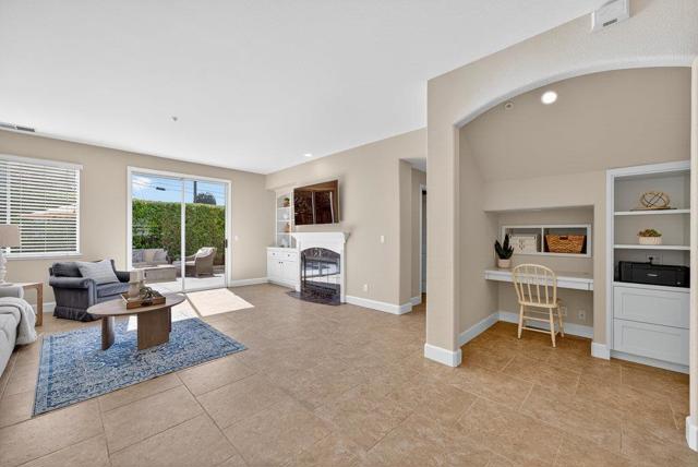 217 Augusta Lane, Aptos CA: https://media.crmls.org/mediaz/9b21ce02-7041-41a4-b3ee-1839985fce25.jpg