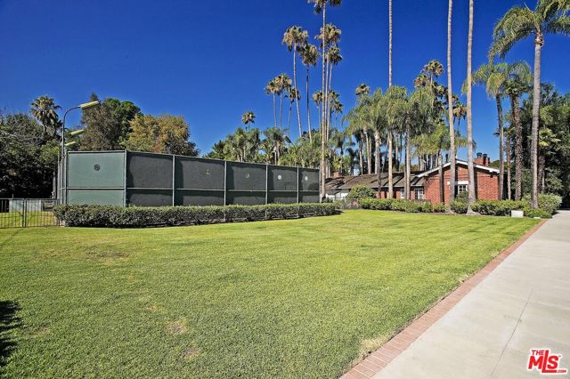 17545 Parthenia Street, Sherwood Forest CA: https://media.crmls.org/mediaz/9b220694-8a54-4926-8dba-9673273b6fa6.jpg