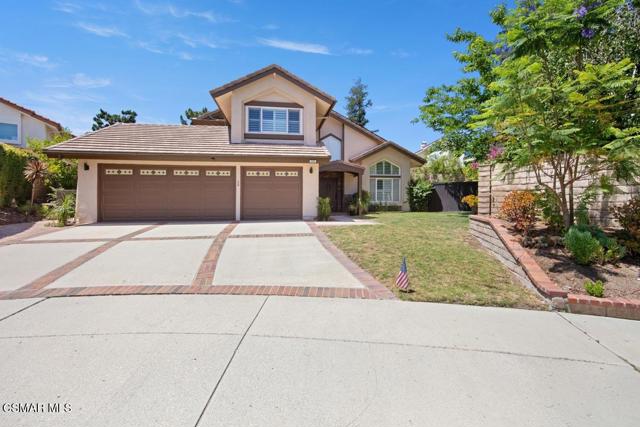 3085 Klamath Avenue, Simi Valley CA: https://media.crmls.org/mediaz/9b22531d-5495-4e14-acd9-f4de2d5b2c07.jpg