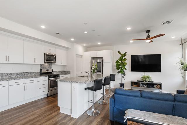 5405 Beach Grass Ln, San Diego, California 92154, 3 Bedrooms Bedrooms, ,2 BathroomsBathrooms,Condominium,For Sale,Beach Grass Ln,250032491SD