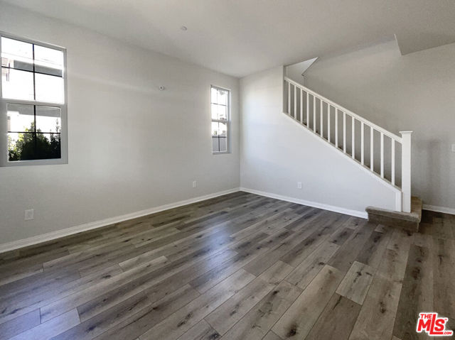265 Rose Street photo 8