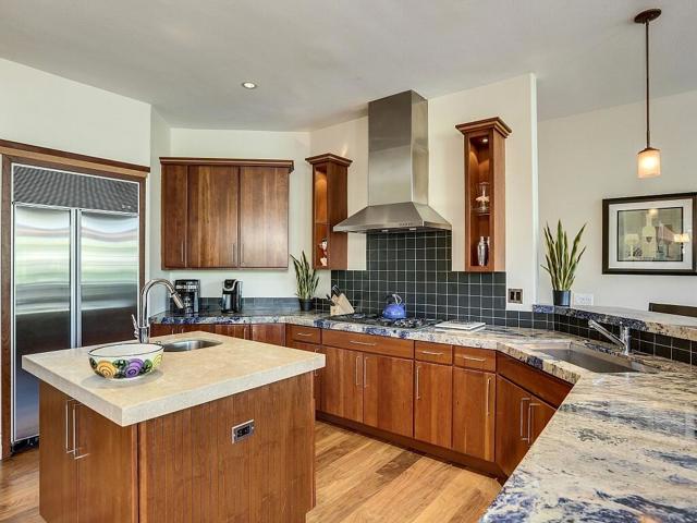 Image 15 of 29 For 70575 Independent Circle