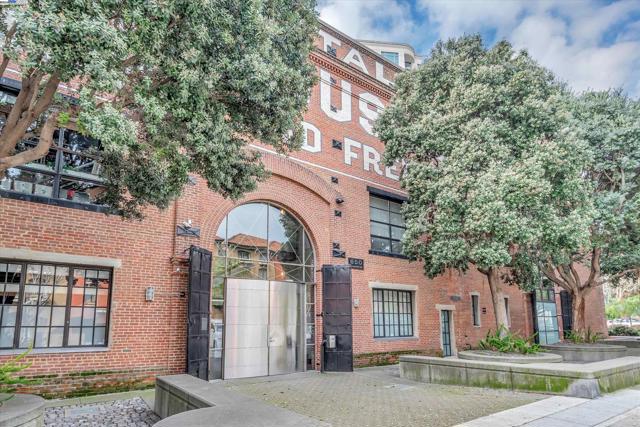 Image 27 of 29 For 650 Delancey St 103