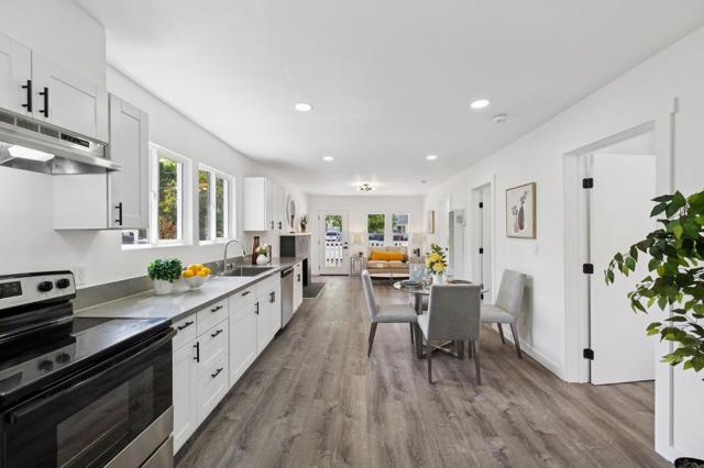 441 Vera Avenue, Redwood City CA: https://media.crmls.org/mediaz/9b2547d8-5f9d-4def-9d67-65be27ed8e2f.jpg