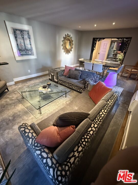2066 GLENCOE Way, Los Angeles CA: https://media.crmls.org/mediaz/9b25e4f6-7d60-48a7-927c-8ac11c482536.jpg