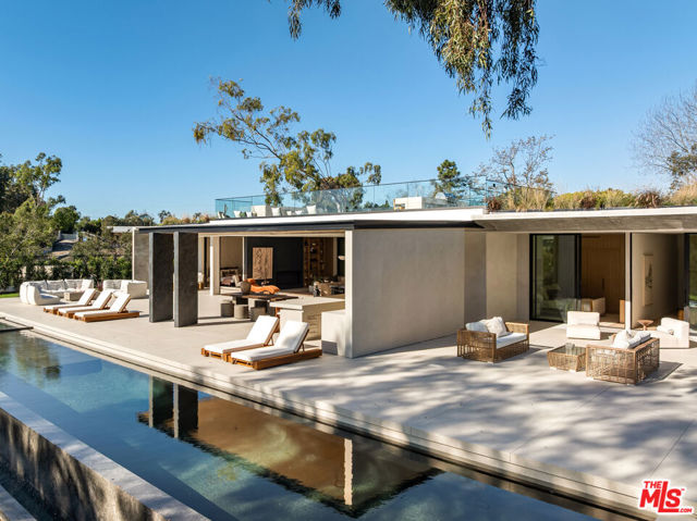 29200 Larkspur Lane, Malibu CA: https://media.crmls.org/mediaz/9b260a24-8065-401e-8fda-fdcbac9d6fd8.jpg