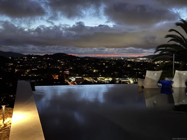 15484 Markar Rd, Poway CA: https://media.crmls.org/mediaz/9b26877b-6ef8-42df-8089-4a29d82e8902.jpg