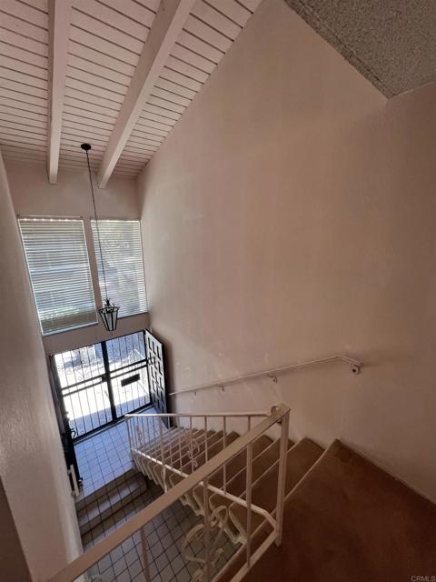 Detail Gallery Image 11 of 16 For 4241 Loma Riviera Ln, San Diego,  CA 92110 - 3 Beds | 2 Baths