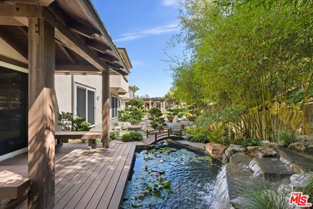 2855 Oak Knoll Drive, Diamond Bar CA: https://media.crmls.org/mediaz/9b280ae9-e0c1-49b6-8dd4-e194bf2ce7f5.jpg