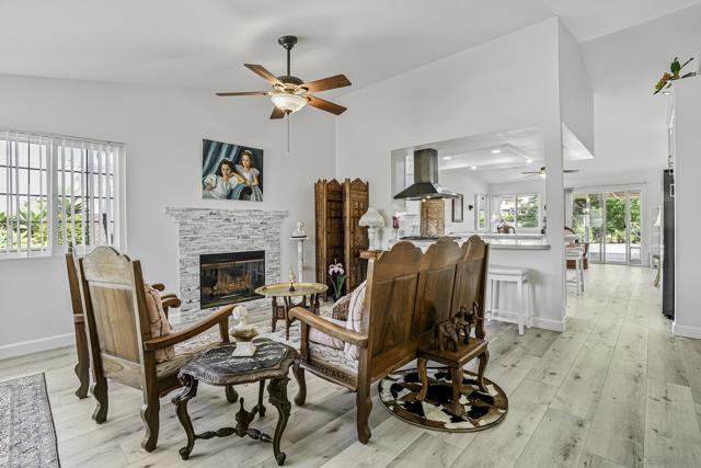 5241 Alamosa Park Dr, Oceanside CA: https://media.crmls.org/mediaz/9b282de6-3d1c-4492-a6c1-9f7e0598de51.jpg