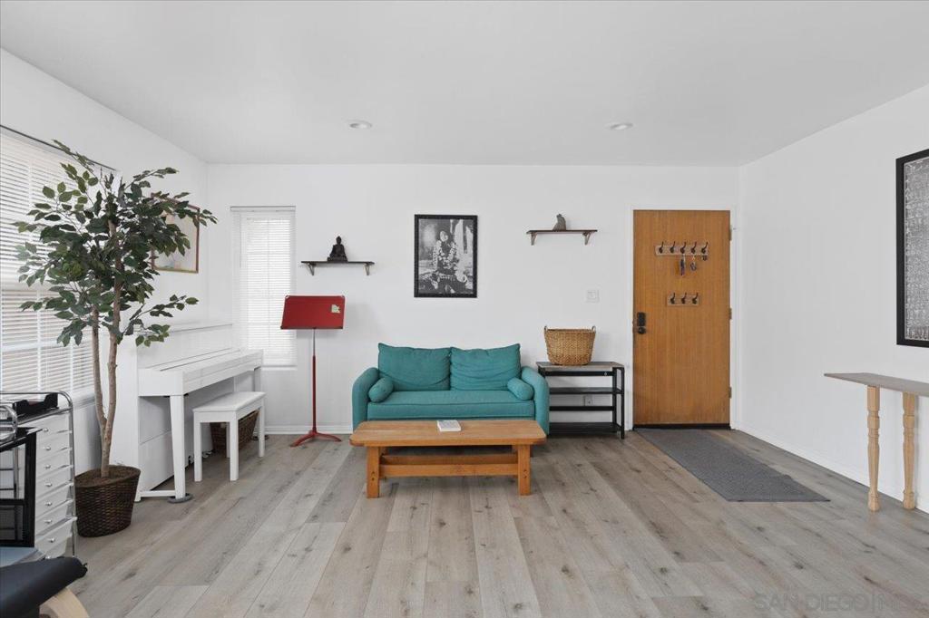 1651 Juniper St - photo 3