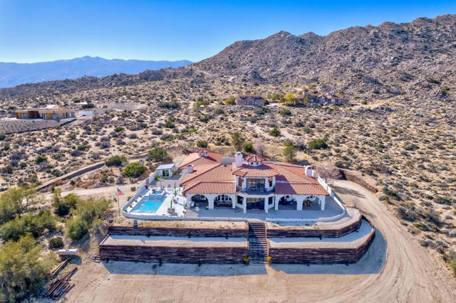 Image 68 of 108 For 56375 Bighorn Drive