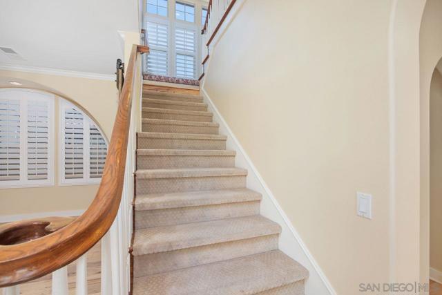 7551 Delfina, San Diego CA: https://media.crmls.org/mediaz/9b29e4f6-605f-4166-a5c9-d1abf741dd13.jpg