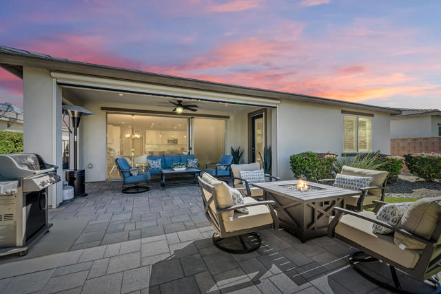 50735 Harps Canyon Drive, Indio CA: https://media.crmls.org/mediaz/9b2af158-d50a-4f5a-a3e7-279fb259ff89.jpg