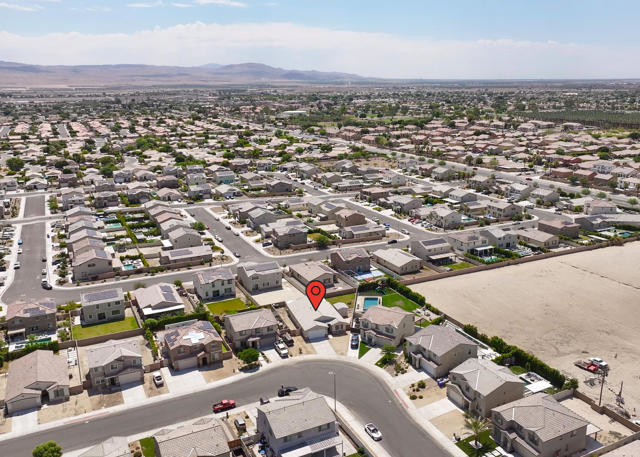 50298 Paseo Cadiz, Coachella CA: https://media.crmls.org/mediaz/9b2af3fe-2449-4693-9873-2e7e9276a7f3.jpg