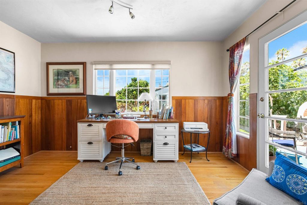 4375 Del Monte - photo 17