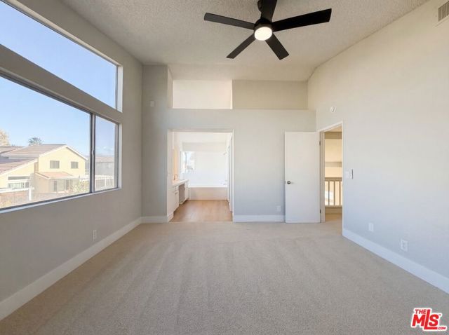 37740 Duffel Street, Palmdale CA: https://media.crmls.org/mediaz/9b2d0196-aeb0-49f7-93ea-01931e484464.jpg