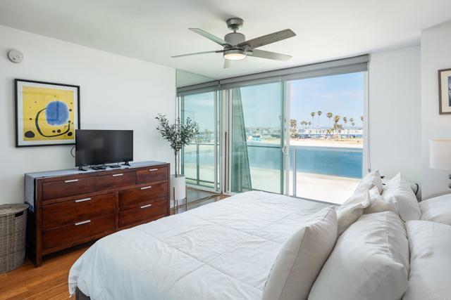 3750 Bayside Walk # 6, San Diego, California 92109, 2 Bedrooms Bedrooms, ,2 BathroomsBathrooms,Residential Lease,For Rent,3750 Bayside Walk # 6,CRPTP2407051